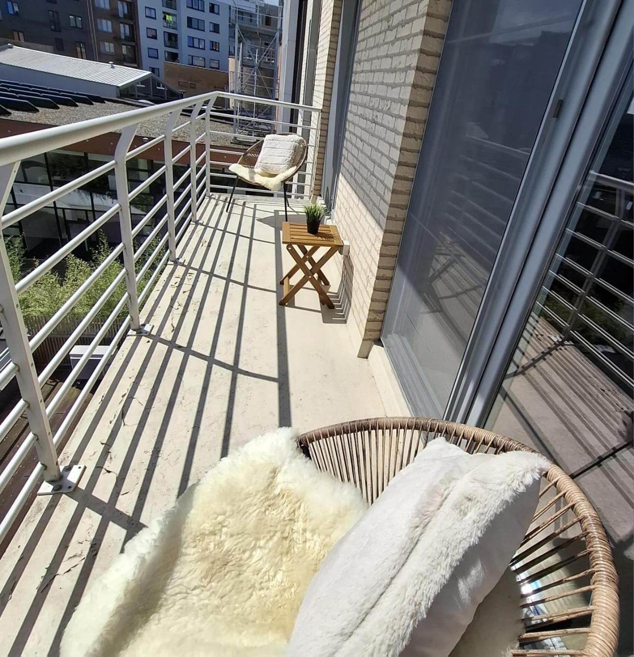 Luxueus, Ruim Appartement Op 350M Van Het Strand Ostend Exterior photo