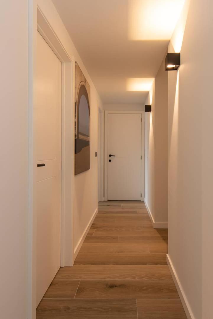 Luxueus, Ruim Appartement Op 350M Van Het Strand Ostend Exterior photo