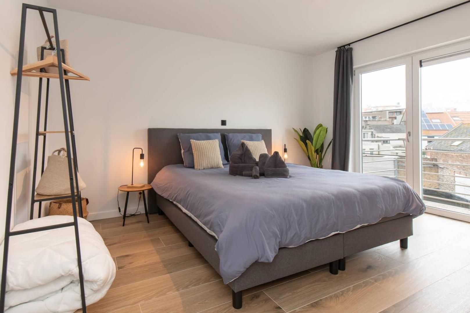 Luxueus, Ruim Appartement Op 350M Van Het Strand Ostend Exterior photo