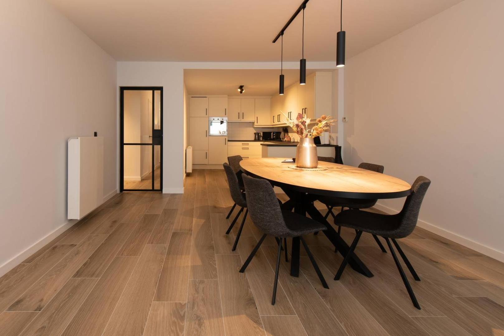 Luxueus, Ruim Appartement Op 350M Van Het Strand Ostend Exterior photo